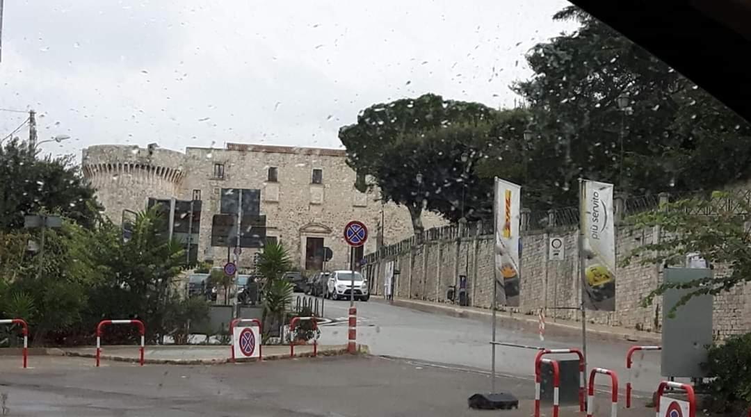 לינה וארוחת בוקר קונברסאנו Angeli מראה חיצוני תמונה